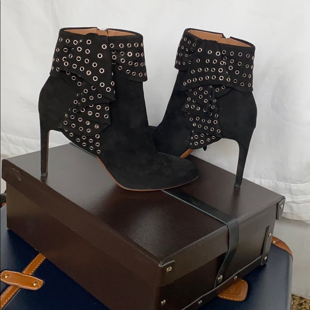 Black suede Alaia grommet ribbon ankle boots
